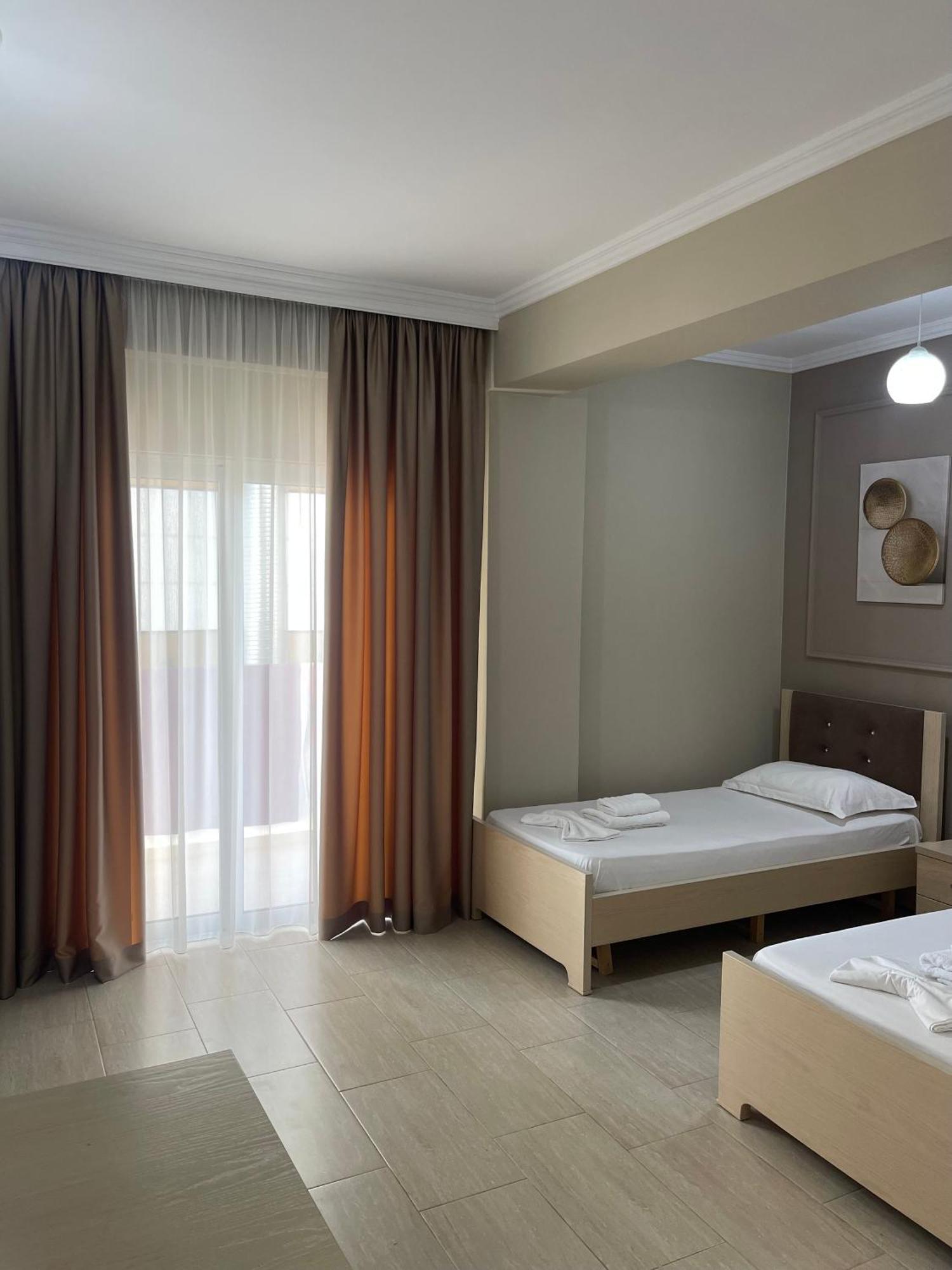 Durmishi Rooms & Apartments & Beach Саранда Екстер'єр фото