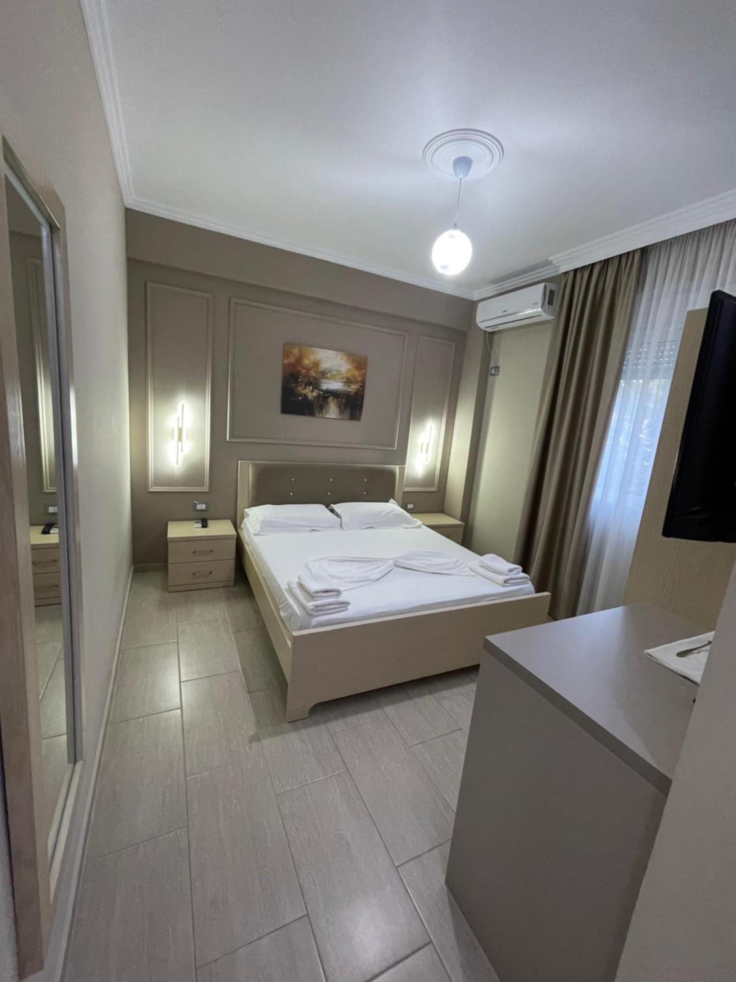 Durmishi Rooms & Apartments & Beach Саранда Екстер'єр фото